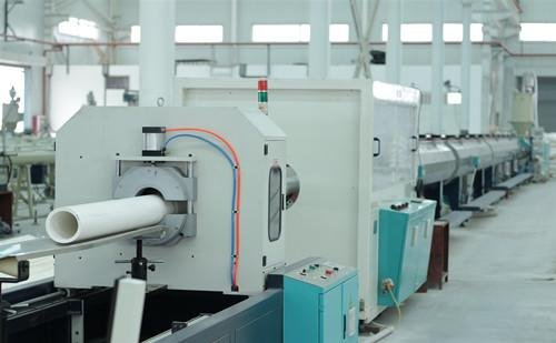 पीव्हीसी स्क्रू ब्रेकेजचे विश्लेषण: सामान्य पोशाख आणि असामान्य ब्रेकेज